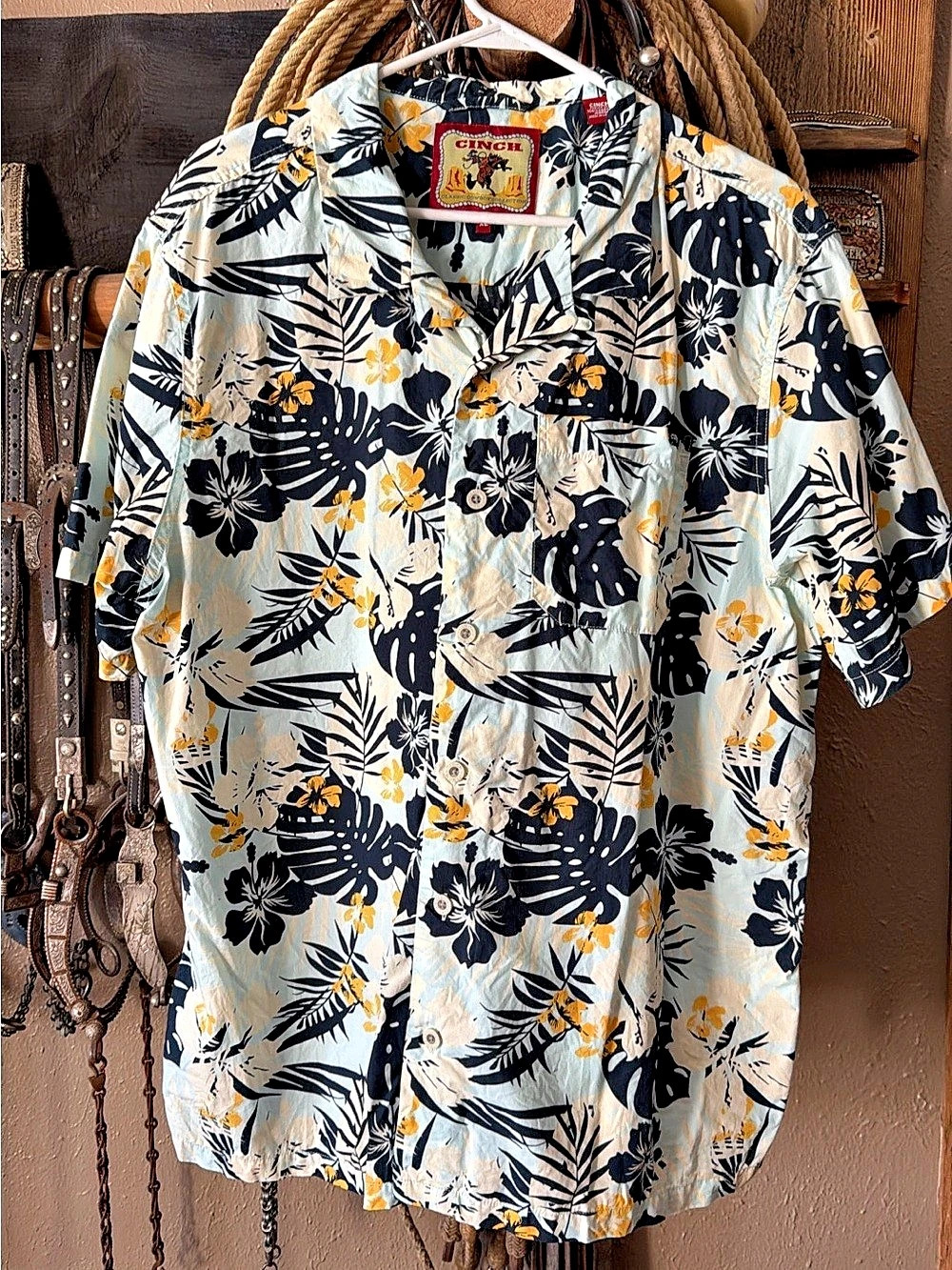 Cinch Floral Short Sleeve Button Down in Blue & Black